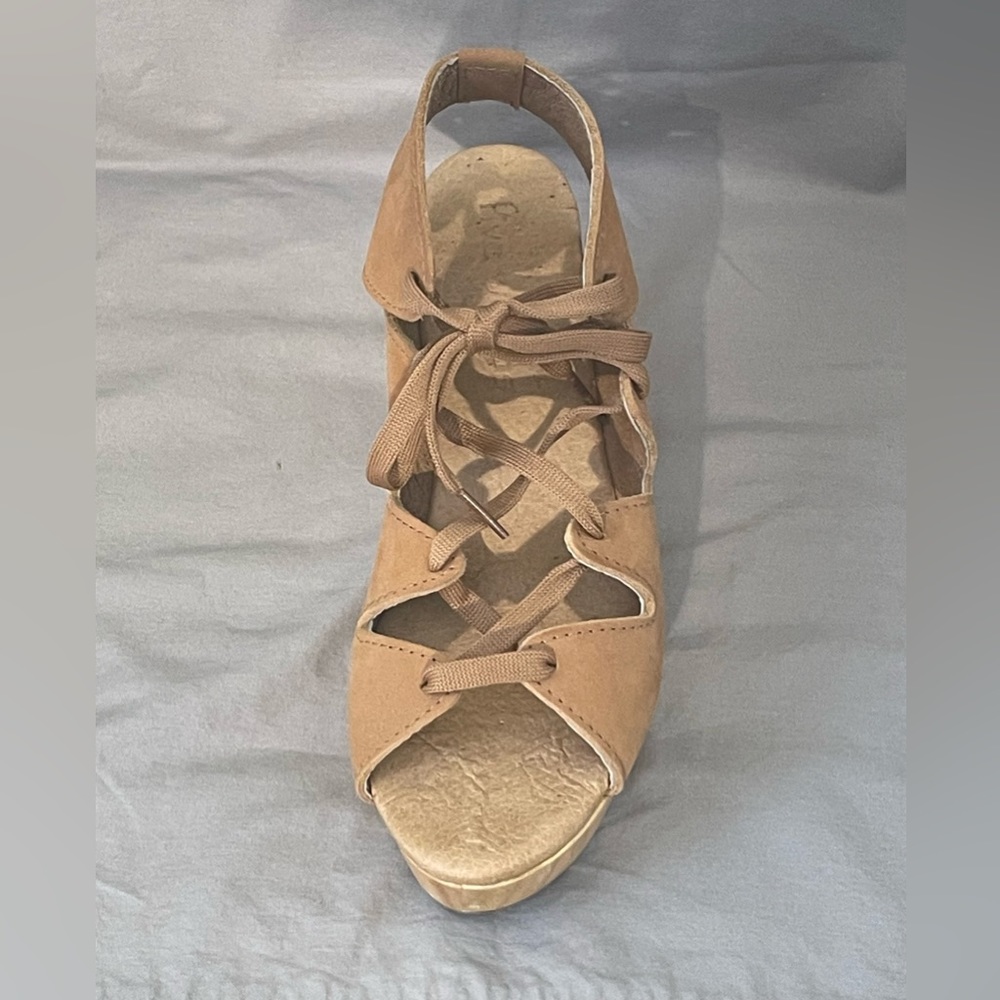 Cordani Zira Platform Sandal - Picture 6 of 7